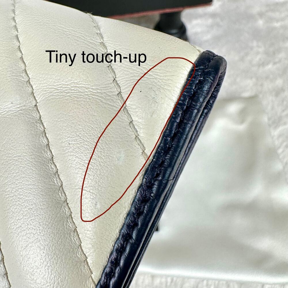 Gucci Marmont cream and blue Leather Compact Wallet RARE! - Picture 16 of 16